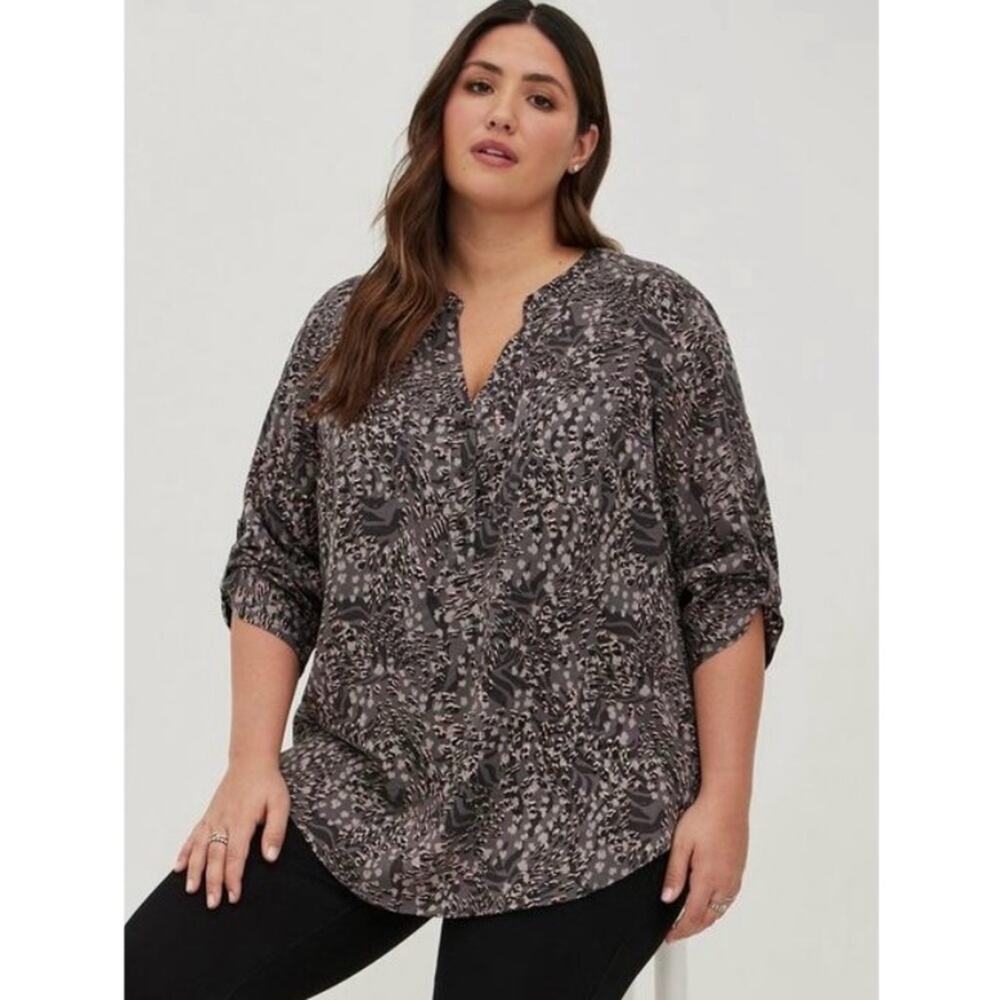 Torrid Harper Pullover 3/4 Sleeve Blouse